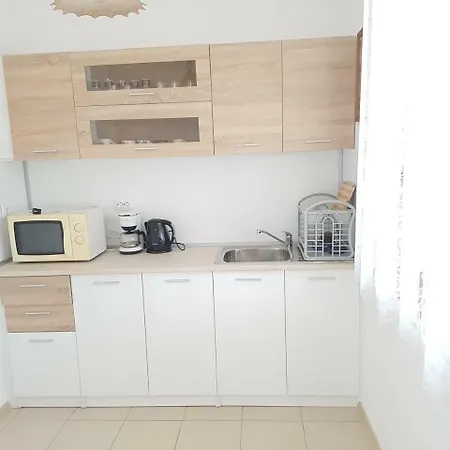 Appartement Yanevi *
